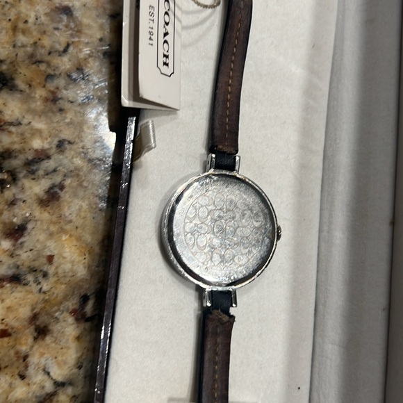 Coach watch for woman Swiss movement - Picture 7 of 9